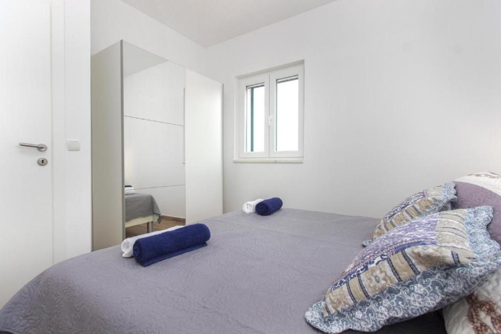 Riva 2 Appartement Krapanj Buitenkant foto