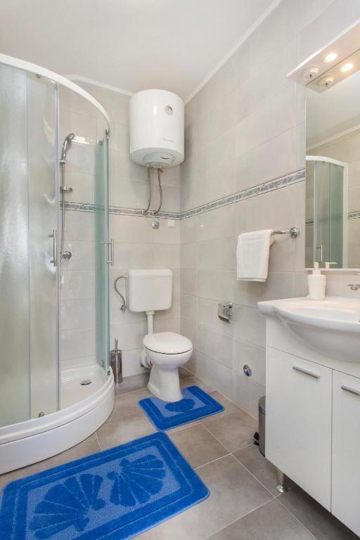 Riva 2 Appartement Krapanj Buitenkant foto